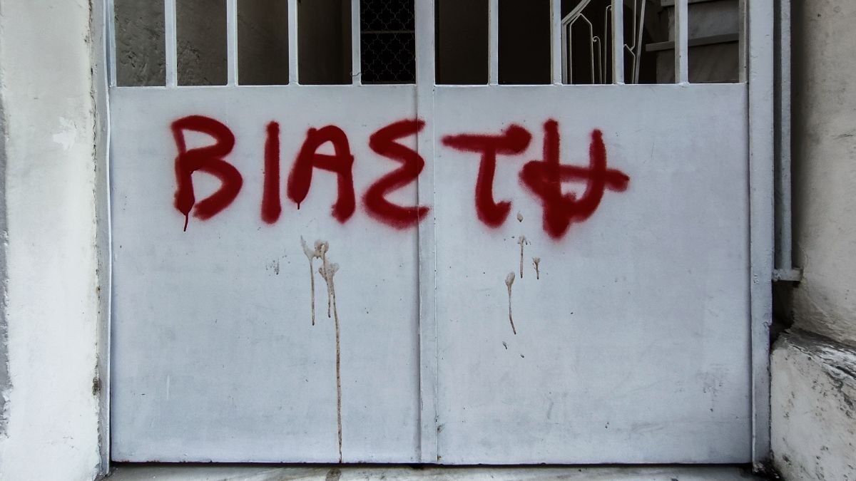 Βιασμός 12χρονης στον Κολωνό: Μία ακόμη σύλληψη για την υπόθεση – Χειροπέδες σε έναν 48χρονο αλλοδαπό