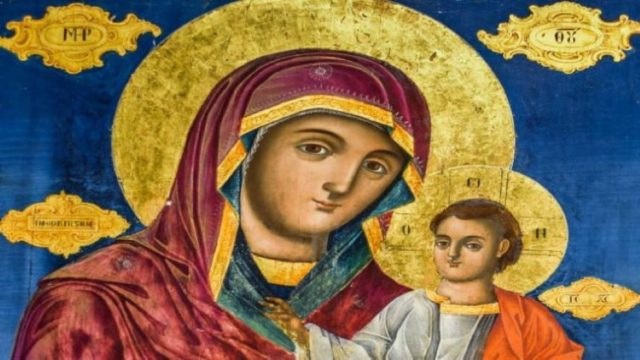 «Η Παναγία είναι, δεν τη γνωρίζεις; Μου έδειξε την αξονική και μου είπε μη φοβάσαι» – Μια συγκλονιστική ιστορία