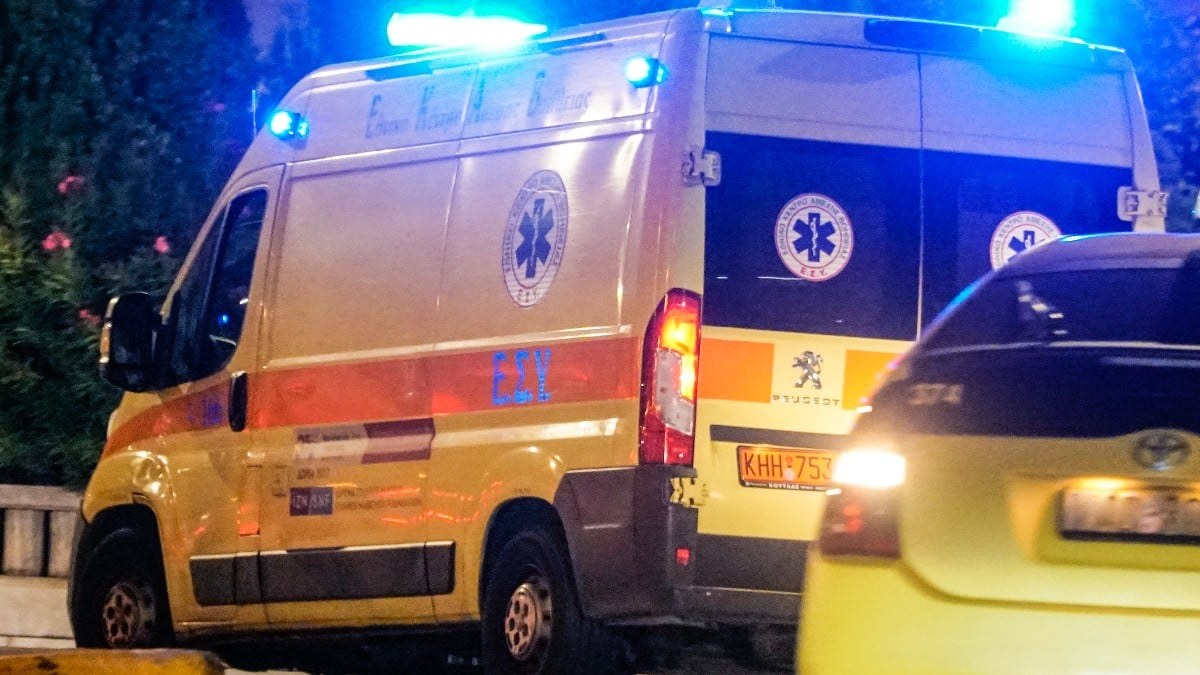 Θρήνος στην ΕΛ.ΑΣ: Νεκρός ο 43χρονος αστυνομικός που παρασύρθηκε από αυτοκίνητο στην Κατεχάκη – Το τραγικό παιχνίδι της μοίρας (video)