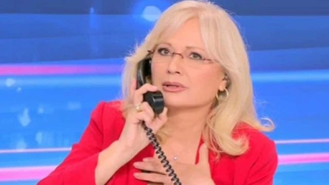 «Έπεσαν» οι υπογραφές για την Αγγελική Νικολούλη – Ανανέωσε και τη νέα χρονιά στο Mega το «Φως στο Τούνελ»