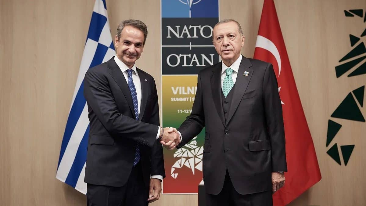 Ερντογάν: «Μαζί με τον Μητσοτάκη, θέλουμε να κάνουμε βήματα προς τη θετική κατεύθυνση»