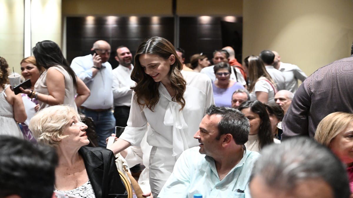 ΣΥΡΙΖΑ: Ανοίγουν τα χάρτια τους οι υποψήφιοι διάδοχοι στην Κεντρική Επιτροπή! Απών ο Αλέξης Τσίπρας – Κατέθεσε υποψηφιότητα ο Στέφανος Τζουμάκας και ο Παύλος Πολάκης (Video)