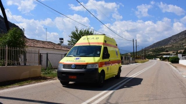 Παραλίγο τραγωδία στη Σαλαμίνα: Έσωσαν 7χρονη από βέβαιο πνιγμό