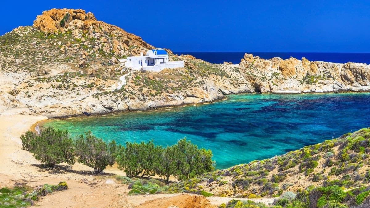 Παρέμβαση Αρείου Πάγου σε Πάρο και Σέριφο: Τι συμβαίνει στις παραλίες;