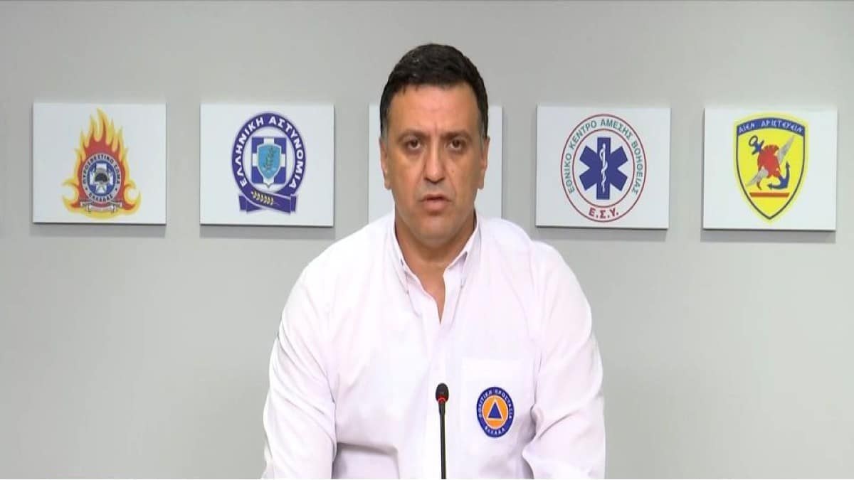 «Paraphrasing από Σάββατογεννημένες; Ο Φώσκολος έχει πεθάνει, ποιος γράφει τις ομιλίες του» – Χαμός στο Twitter με τον… «τιμωρό» Κικίλια και τους «αλητήριους εμπρηστές» (photo)