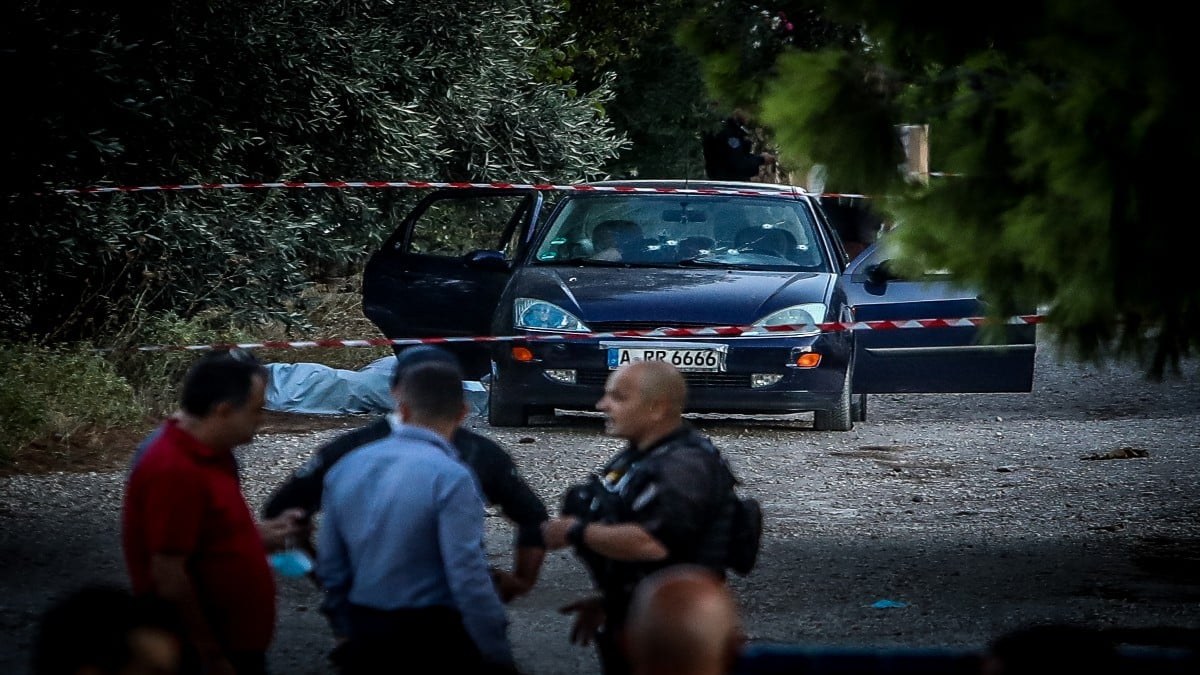 Μακελειό στη Λούτσα: Εδώ διέμεναν τα θύματα της εξαπλής δολοφονίας! Η σχέση τους με τον Τούρκο αρχιμαφιόζο Μπαρίς Μπογιούν – Τους εκτέλεσαν με 60 σφαίρες (Video)