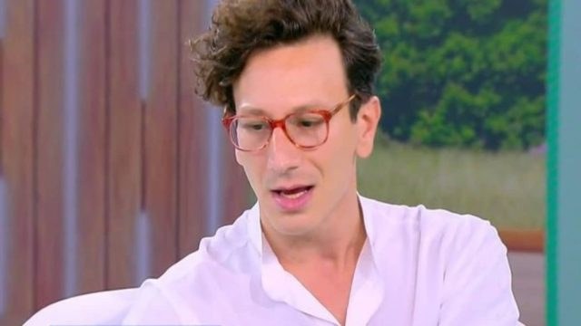 Κατάθεση ψυχής από τον Μιχάλη Σαράντη: «Η ζωή έχει φερθεί πάρα πολύ σκληρά στην οικογένειά μου» (videos)