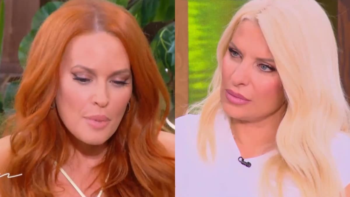 «Λύγισαν» Σίσσυ Χρηστίδου και Ελένη Μενεγάκη: Η εξομολόγηση για τον θάνατο της μητέρας της και η on air συγκίνηση (video)