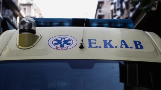 Πανικός στη Ζάκυνθο: Άνδρας τραυματίστηκε όταν εκπυρσοκρότησε το όπλο που είχε στο τσαντάκι του