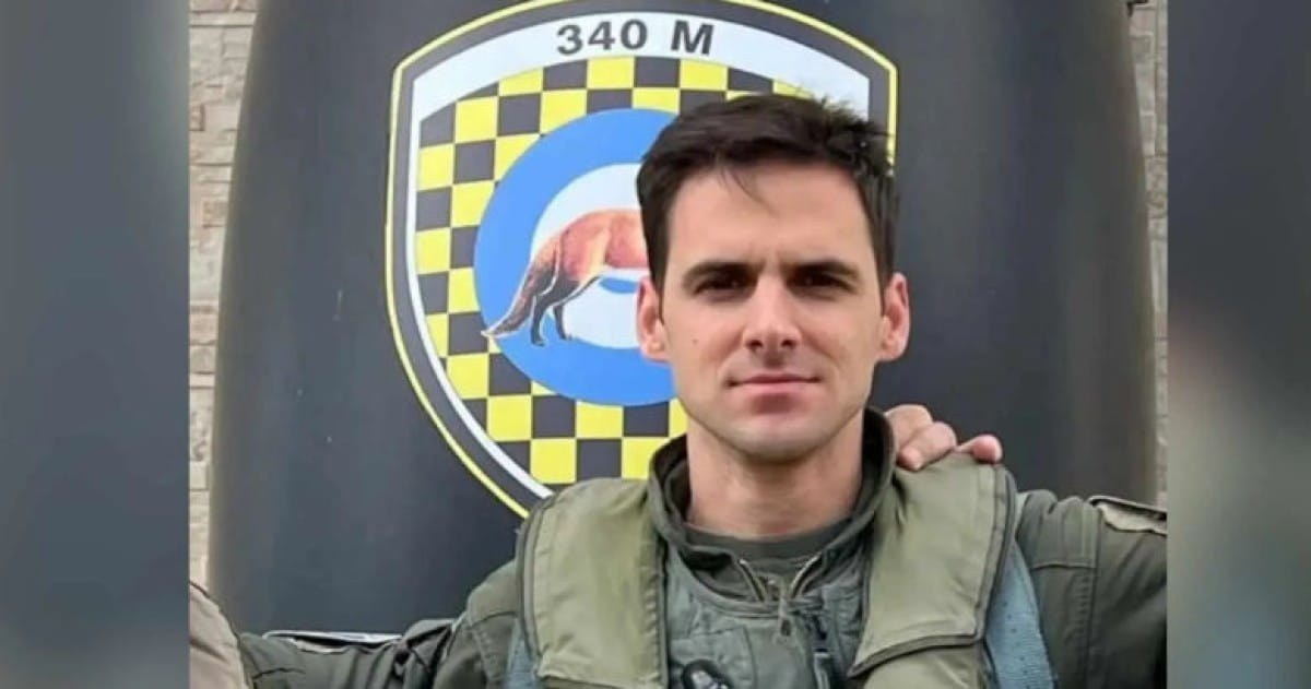 Ρίγη συγκίνησης από το μήνυμα του Σμηνάγου του “ΖΕΥΣ”: «Μόνο οι ελεύθερες ψυχές κρατάνε ελεύθερες πατρίδες»