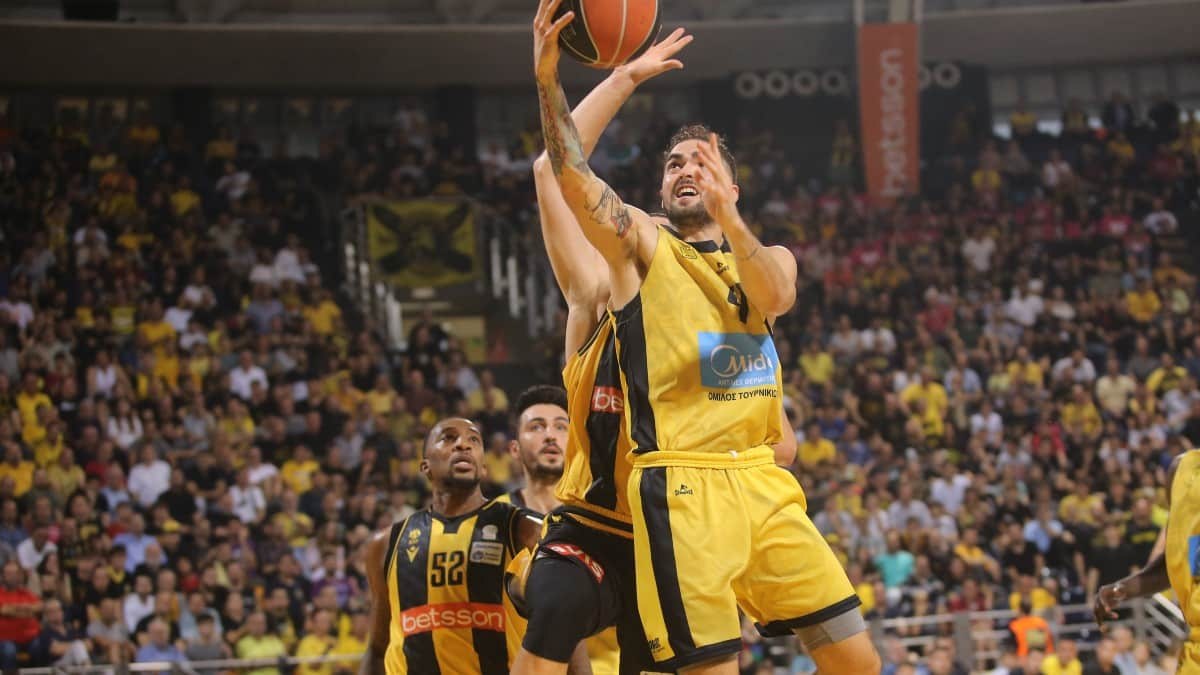 Basket League: «Κατάπιε» και… βύθισε την ΑΕΚ ο Άρης με μεγάλο πρωταγωνιστή τον Τολιόπουλο (video)