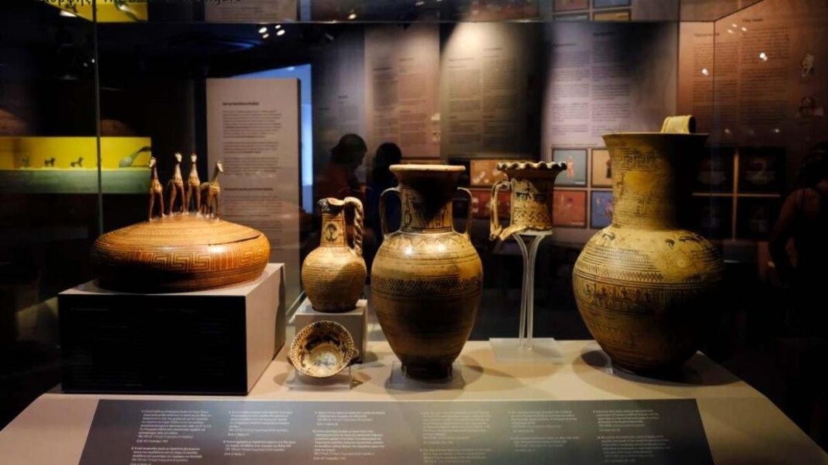 Athens and culture are identical concepts – 10 iconic spots and sights of the Greek capital that bear witness to its history