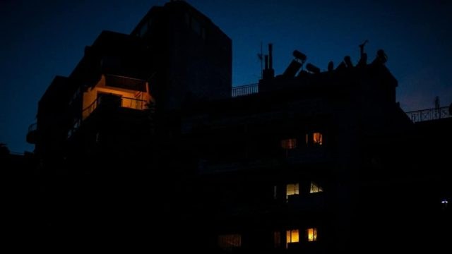 Ηλεκτρικό ρεύμα: Πότε ξεκινάει το χειμερινό ωράριο – Ποιους αφορά και ποιες ώρες