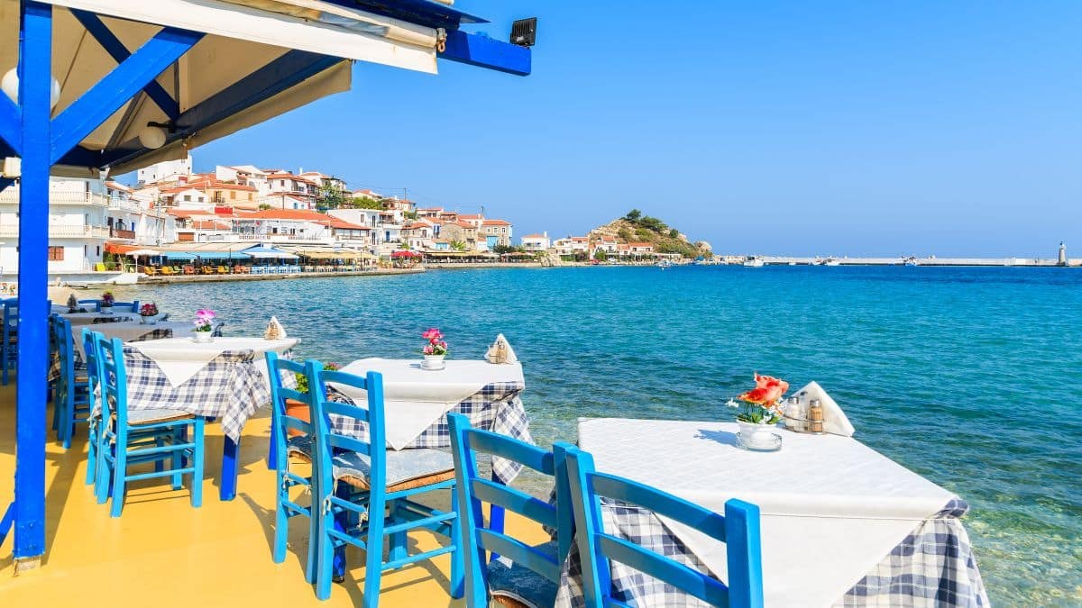 Γεμάτο και Σεπτέμβρη-Οκτώβρη: Το νησί-έκπληξη της σεζόν που συνεχίζει με 100% πληρότητα και το φθινόπωρο
