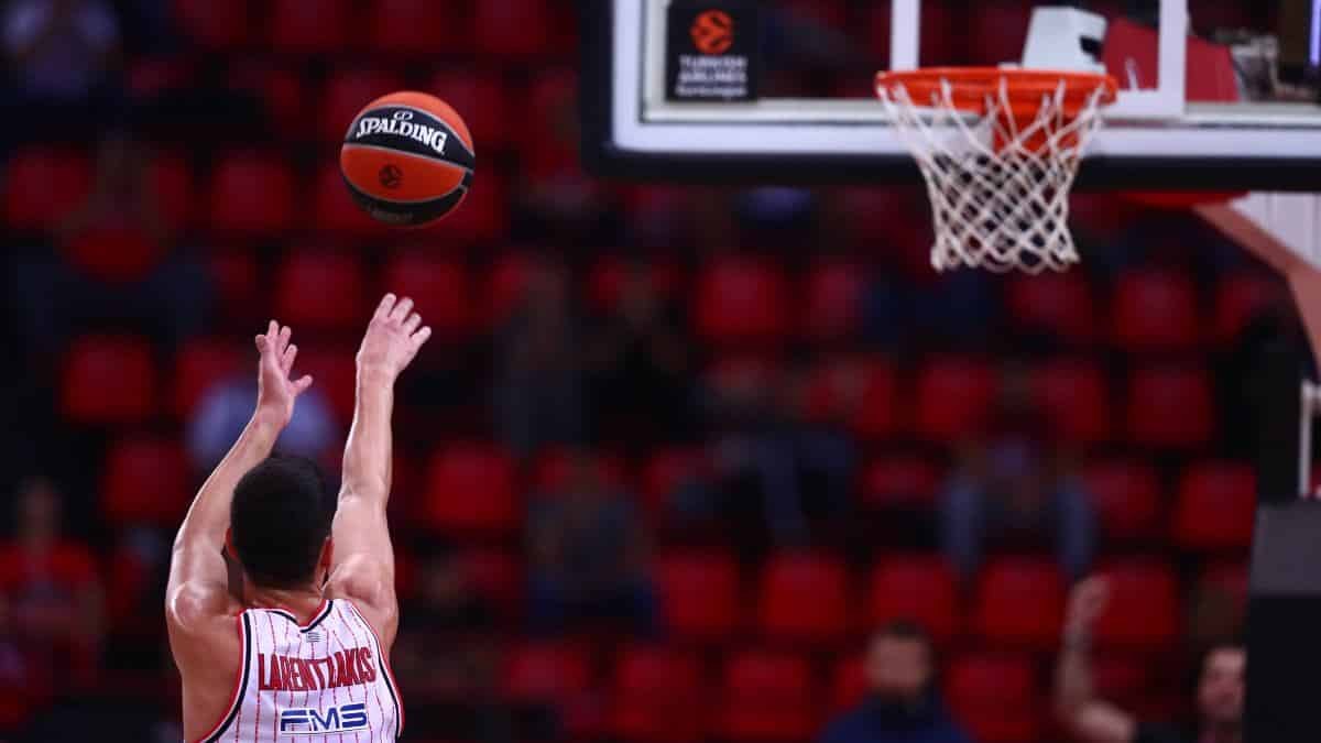 Ολυμπιακός – Μπασκόνια 74-75: Πανωλεθρία με ήττα στο τελευταίο σουτ