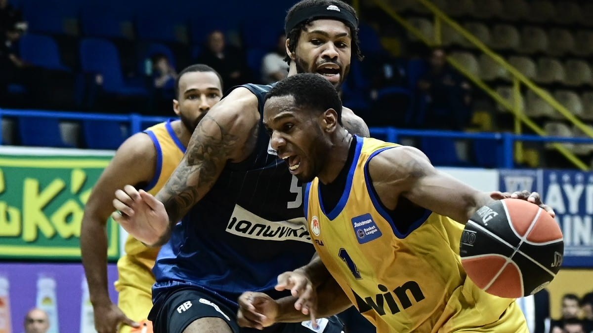 Basket League: «Άγγιξε» την 30άρα το Περιστέρι – Ανεβαίνει κι άλλο στην κατάταξη η ομάδα του Σπανούλη (video)