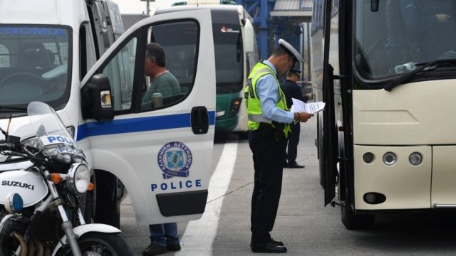 Χανιά: Αδιανόητες σκηνές ανήλικοι μαθητές έκαναν κοπάνα και μετέτρεψαν τον δρόμο κοντά στο σχολείο σε ρινγκ