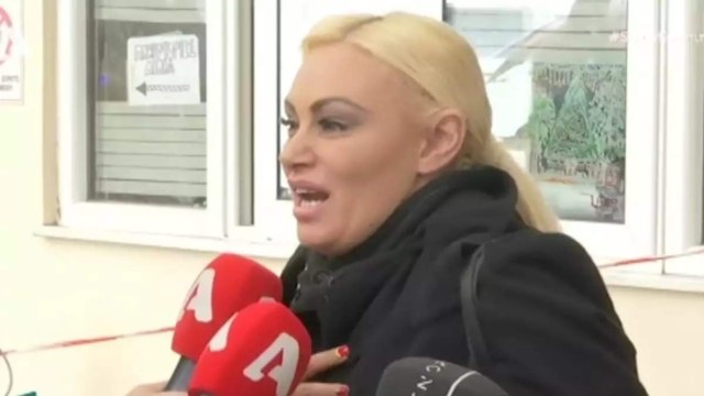 Καταρρακωμένη η Γωγώ Γαρυφάλλου: Αποχώρησε με δάκρυα στα μάτια – «Έχω τρελαθεί, θέλω να πάω να δω πως είναι η Άννα»