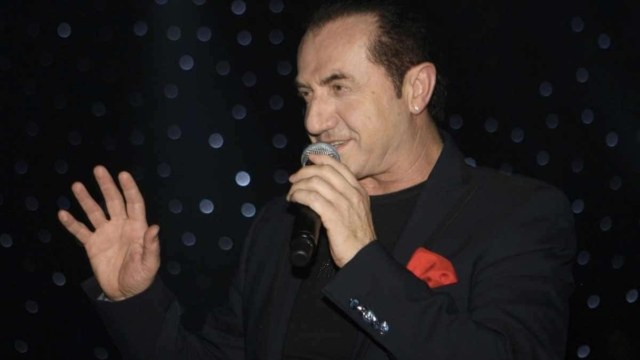 «Του έχω γράψει όλα τα σουξέ, του ζήτησα 100 ευρώ και δε μου τα έδωσε» – Οι τσιγκουνιές Λευτέρη Πανταζή (video)