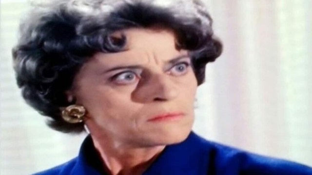 Τασσώ Καββαδία: 13 χρόνια από τον θάνατο της «κακιάς» του παλιού σινεμά – Το τιμητικό βίντεο της Φίνος Φιλμ
