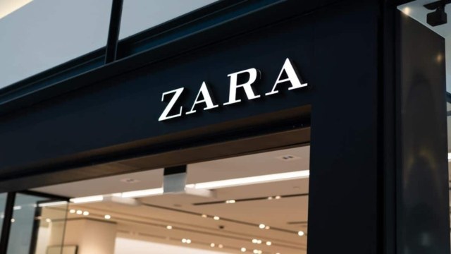 5 φορέματα από το Zara με 22,99 ευρώ: Θα σε κοιτάνε όλοι στις γιορτές