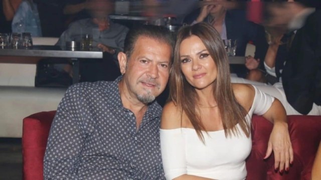 «Τσακίζει» κόκαλα η ανάρτηση των παιδιών και της συζύγου του Χάρη Κωστόπουλου – Η επίσημη αιτία θανάτου του τραγουδιστή