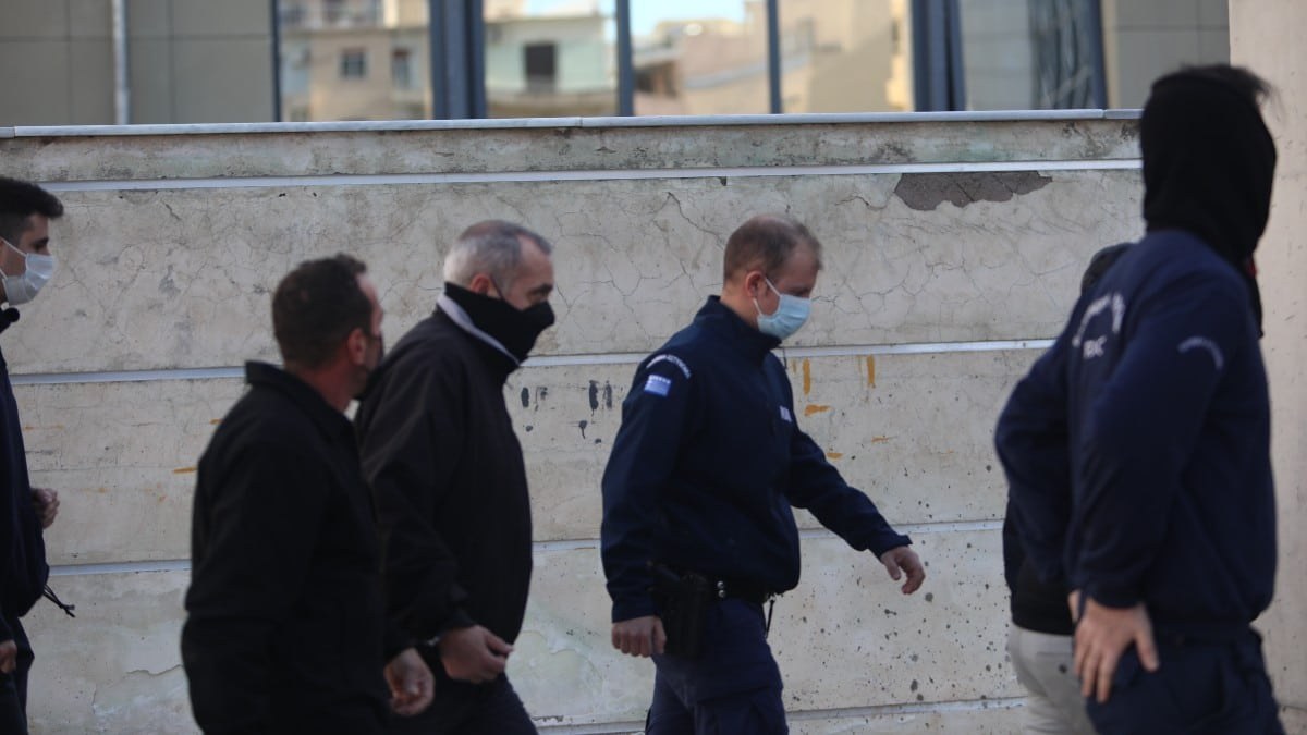Κολωνός: Ενοχή του Ηλία Μίχου σε τέσσερις από τις επτά κατηγορίες για την υπόθεση της 12χρονης πρότεινε η εισαγγελέας – Συνεχίζεται κεκλεισμένων των θυρών η δίκη