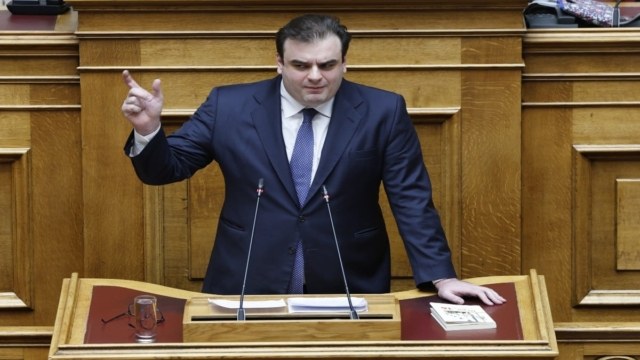 Νομοσχέδιο Πιερρακάκη: Αλλάζουν όλα στην Παιδεία – Νέου τύπου Πανελλαδικές Εξετάσεις