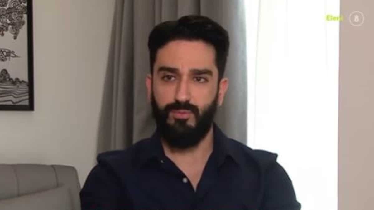 Διονύσης Ατζαράκης: «Πήγα σε εκκλησιαστικό σχολείο με καλόγριες, δεν μπορώ να πω ότι πέρασα άσχημα» (video)