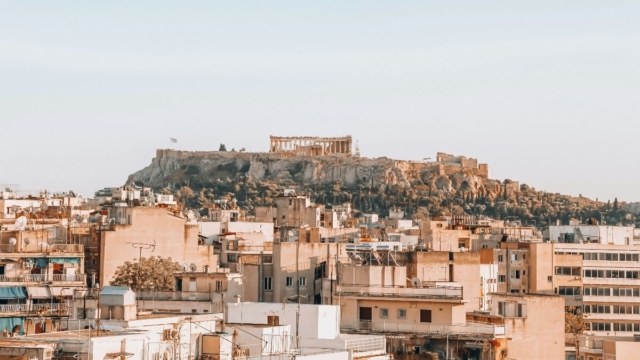 Αθήνα: Τρία εμβληματικά κτίρια που μαρτυρούν το παρελθόν της