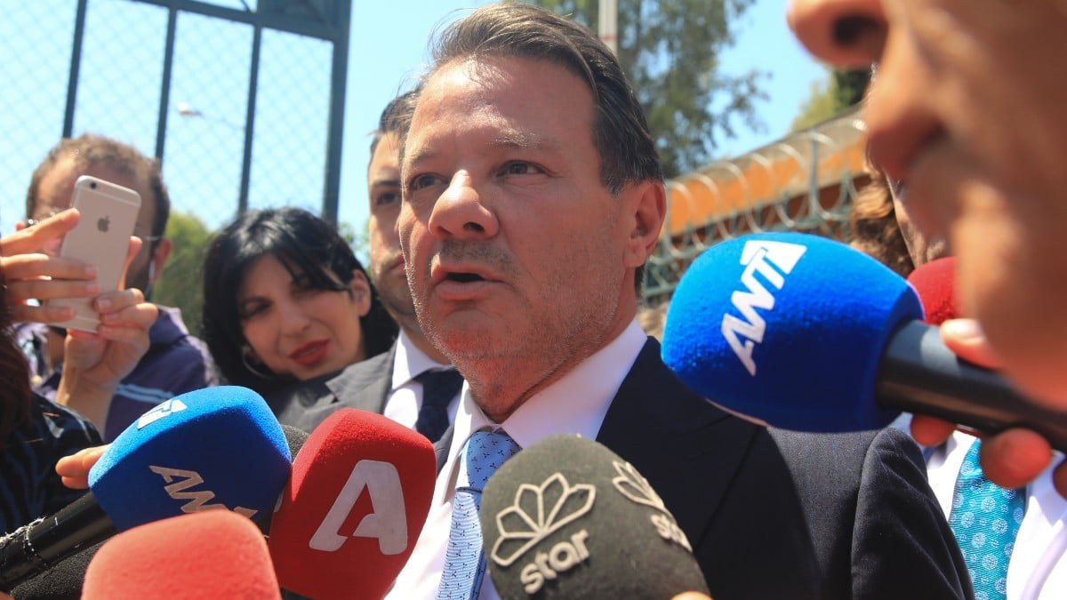 Απολογία Απόστολου Λύτρα: «Τη χτύπησα χωρίς πρόθεση να της προκαλέσω βλάβη – Ζήλεψα από τα μηνύματα» (video)