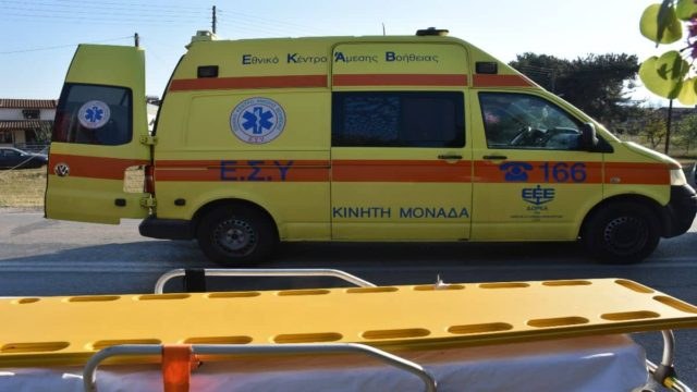 Σοκ στην Αλεξανδρούπολη: Kαγκελόπορτα έπεσε πάνω σε 4χρονο κορίτσι – Σοβαρός ο τραυματισμός του