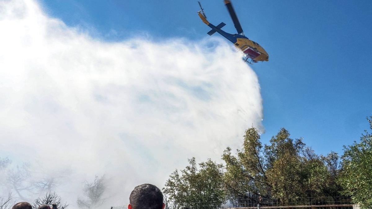 Ύδρα: Φωτιά σε χώρο εναπόθεσης απορριμμάτων – Άμεση κινητοποίηση της Πυροσβεστικής