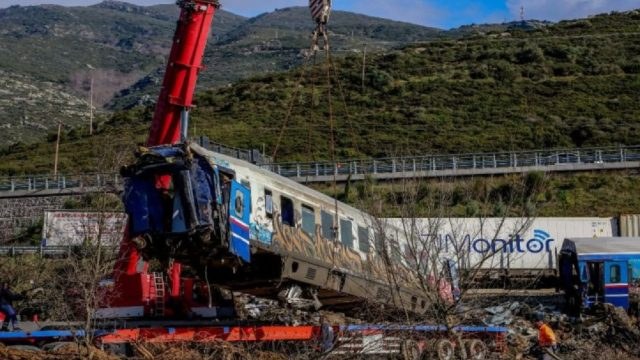 Εξελίξεις για τα Τέμπη: Εντοπίστηκε το κοντέινερ της εμπορικής αμαξοστοιχίας που αναζητούσαν οι αρχές (video)