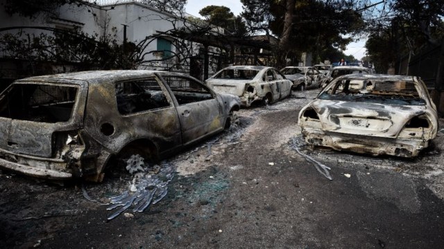 Δίκη για το Μάτι: Ξανά στο εδώλιο οι 21 κατηγορούμενοι για τη φονική φωτιά το 2018