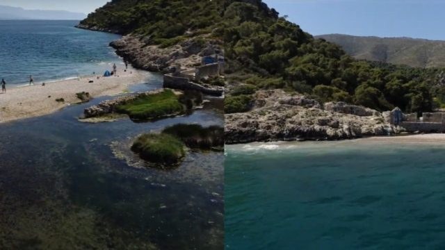Απέχει μιάμιση ώρα από την Αθήνα: Η άγνωστη παραλία με τη φυσική νεροτσουλήθρα και τα κρυστάλλινα νερά