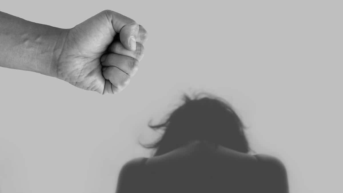 Φρίκη στο Διδυμότειχο: Τρομακτικά τα ευρήματα της ιατροδικαστικής εξέτασης – Άγριος ο βιασμός της 32χρονης (video)