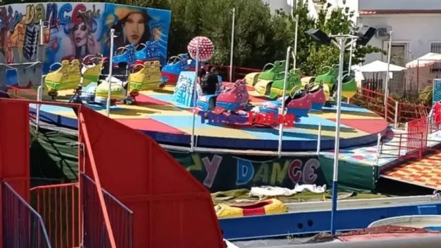 Τραγωδία στη Χαλκιδική: Συντρετριμμένος ο πατέρας του 19χρονου έκανε αυτοψία στο μοιραίο λούνα παρκ (photo)