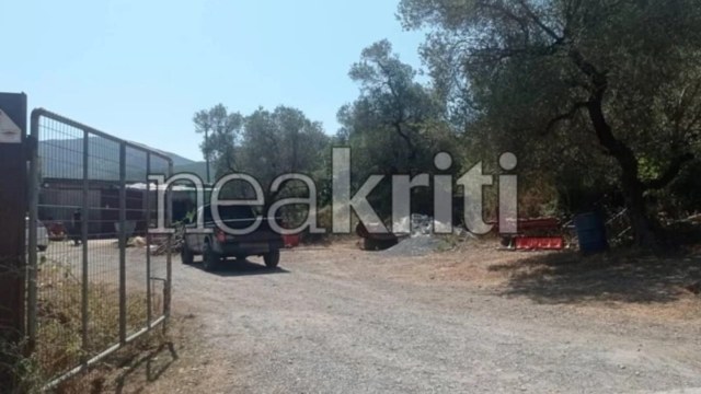 Φρίκη στο Ρέθυμνο: Πώς συνδέουν οι Αρχές την επίθεση με καυστικό υγρό με την άγρια απόπειρα δολοφονίας του κτηνοτρόφου (video)