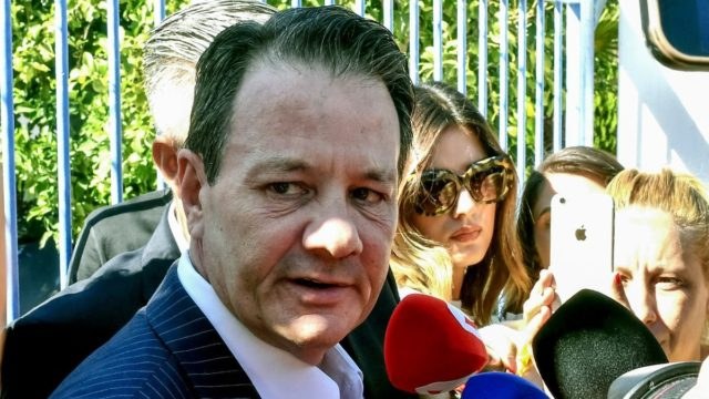 Απόστολος Λύτρας: «Μυστήριο με 28.000 ευρώ που βρέθηκαν κρυμμένα σε ρούχα στη βίλα του»
