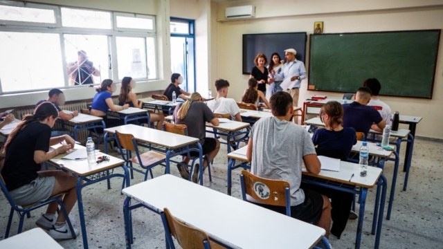 Πανελλαδικές εξετάσεις 2025: Αυτό είναι το πρόγραμμα – Αρχή στις 30 Μαΐου στα ΓΕΛ