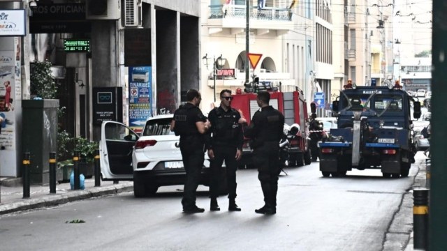 Σωκράτους: Συνελήφθη ζευγάρι Αλβανών – Αυτό είναι το όχημα που βρέθηκαν όπλα και εκρηκτικά