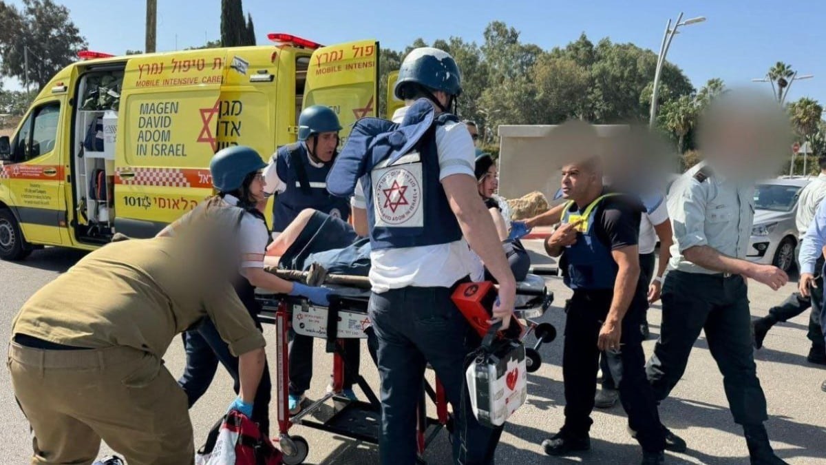 Συναγερμός στο Τελ Αβίβ για τρομοκρατική επίθεση: Φορτηγό έπεσε σε στάση λεωφορείων