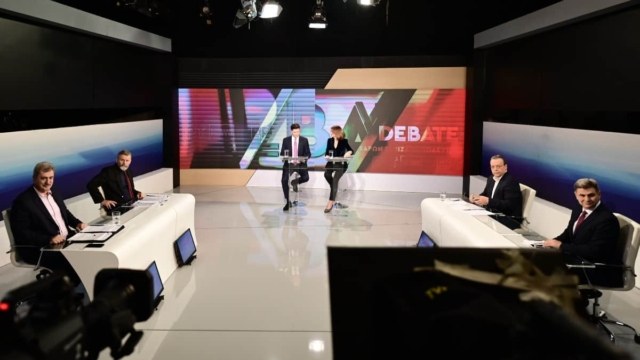 Τα «μαργαριτάρια» του debate του ΣΥΡΙΖΑ: Οι «ανεμογεννήτριες χωρίς μπαταρίες», οι οίκοι ανοχής και η κόντρα για τα ομόφυλα ζευγάρια