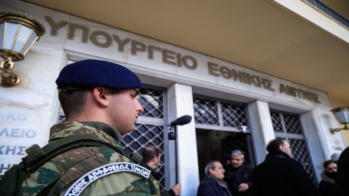 Λουκέτο σε 137 στρατόπεδα μέσα στο 2025 – Οι αλλαγές στις Ένοπλες Δυνάμεις