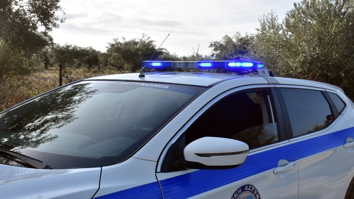 Ωρωπός: Πήγε στο σπίτι της πρώην του, χτύπησε τον σύντροφό της, την άρπαξε και την κλείδωσε σπίτι του