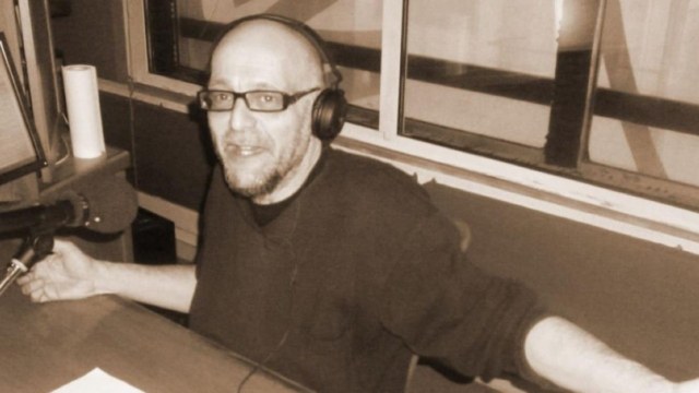 Πέθανε ο δημοσιογράφος και παραγωγός του 105.5 Στο Κόκκινο, Αντώνης Φράγκος