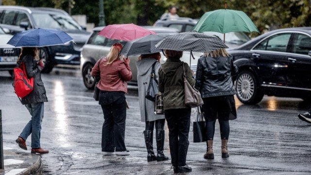Έκτακτο δελτίο επιδείνωσης του καιρού: Ποιες είναι οι «κόκκινες» περιοχές της κακοκαιρίας