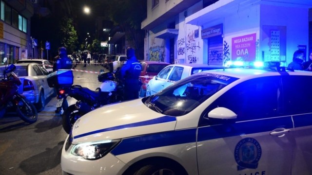 Επίθεση στα Εξάρχεια: Κίνδυνος να χάσει το μάτι της η 29χρονη – Δε γνωριζόταν με τον δράστη