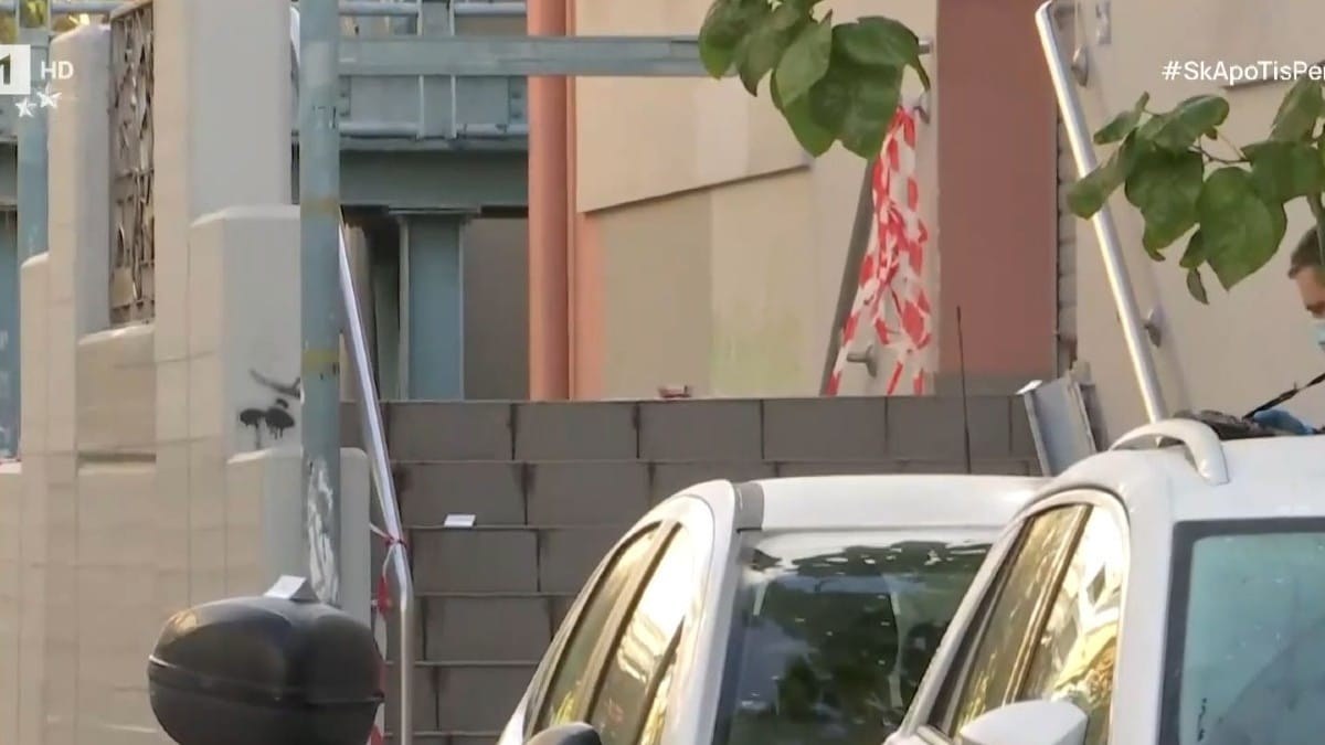 Συναγερμός στον Άγιο Ελευθέριο: Άνδρας βρέθηκε μαχαιρωμένος στο σταθμό του ΗΣΑΠ